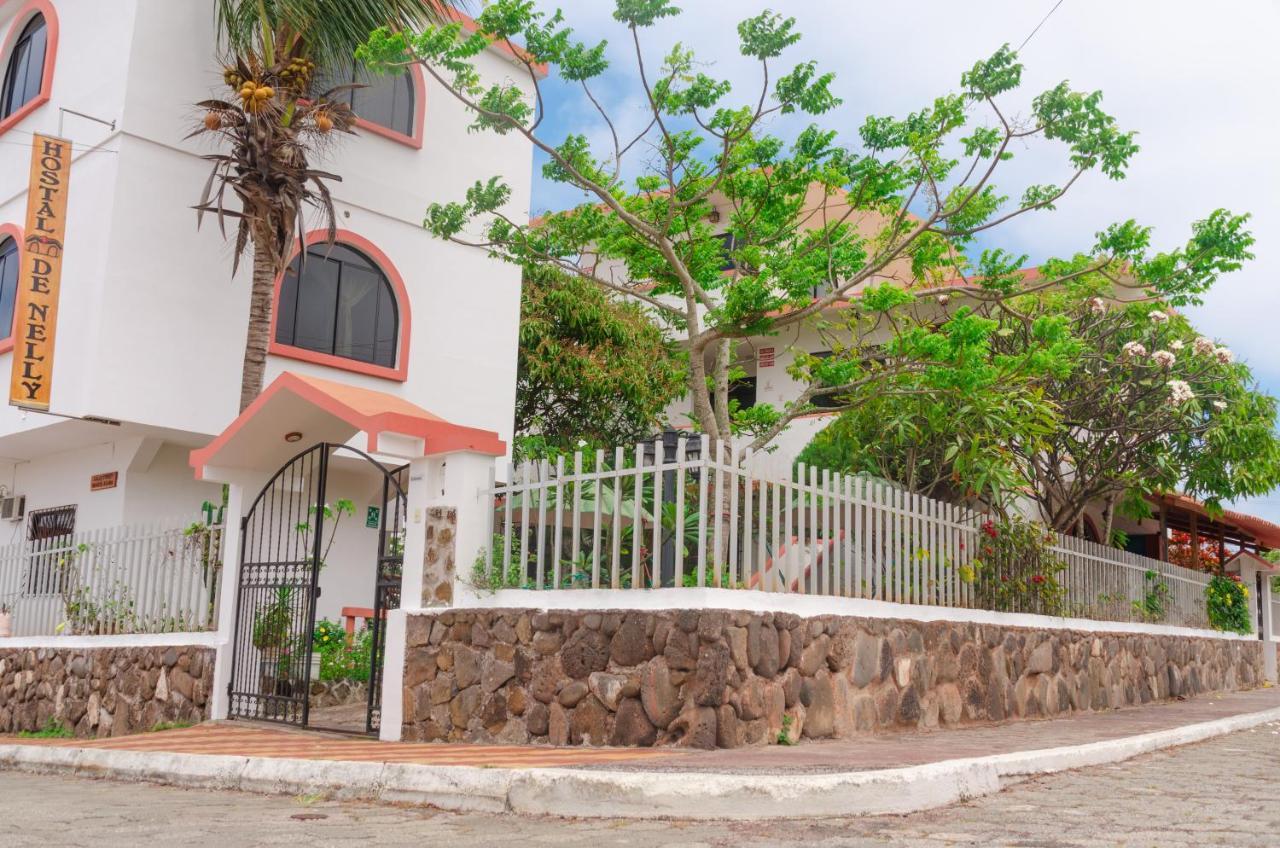Casa De Nelly Hotell Puerto Baquerizo Moreno Exteriör bild