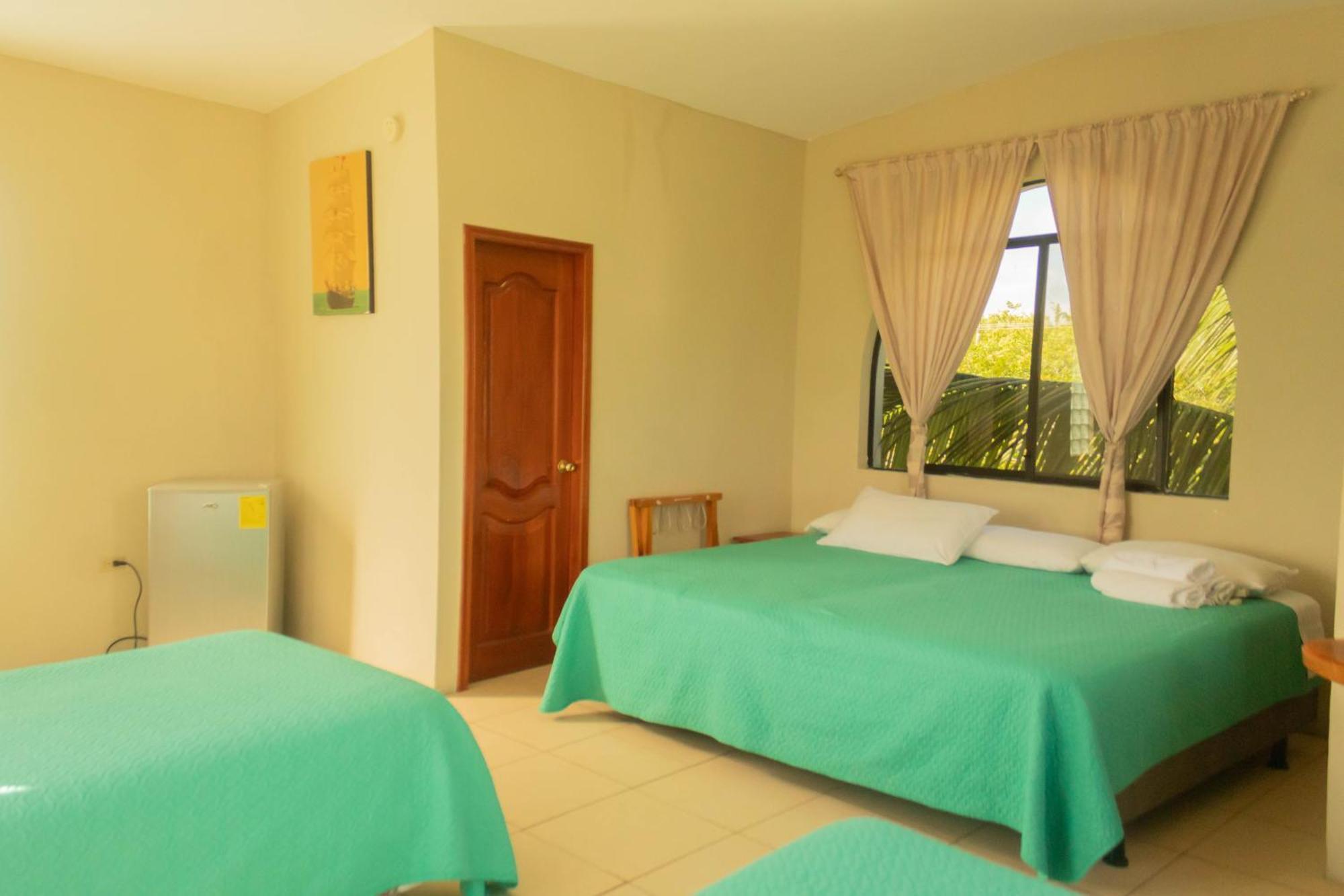 Casa De Nelly Hotell Puerto Baquerizo Moreno Exteriör bild