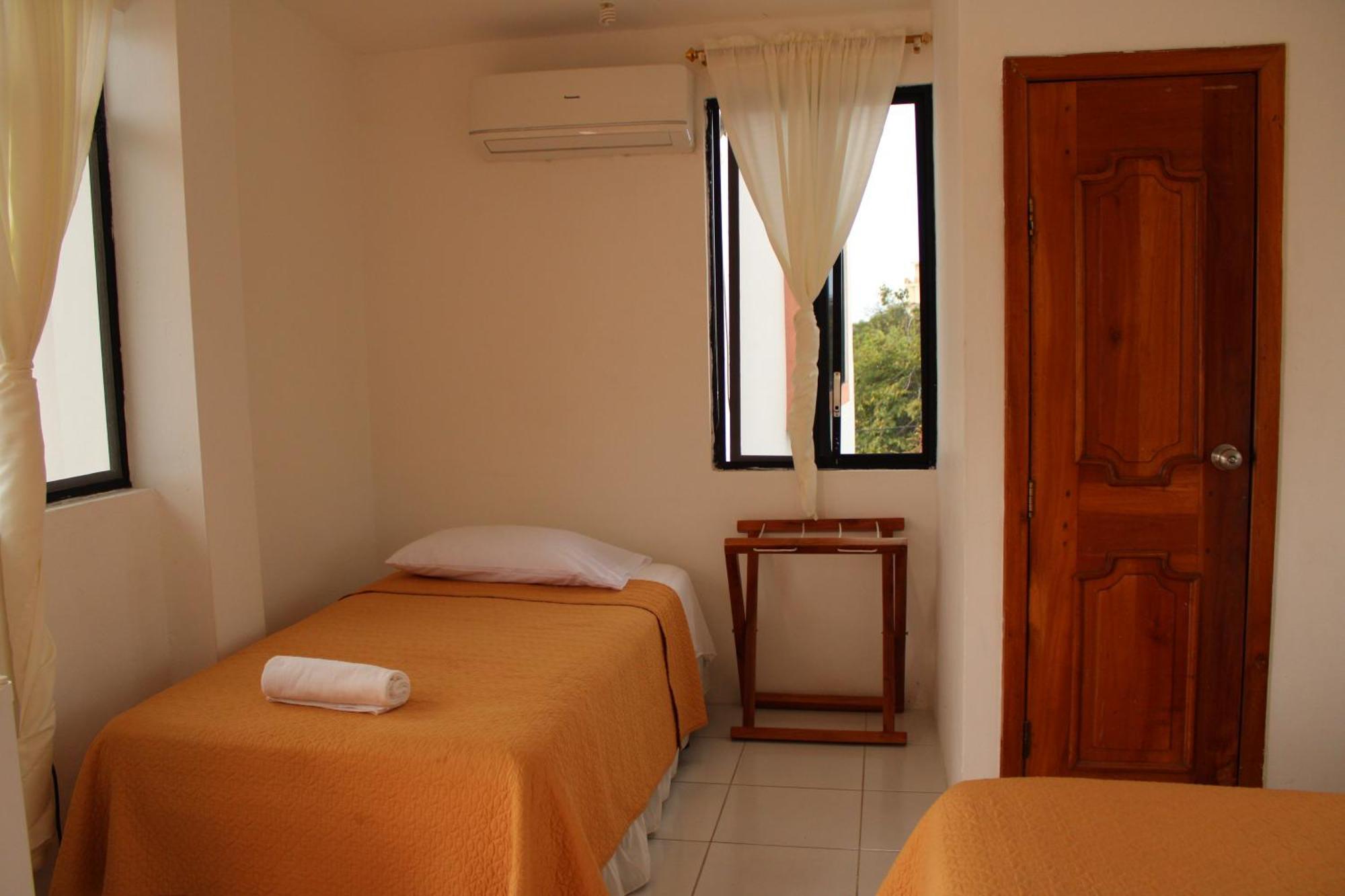 Casa De Nelly Hotell Puerto Baquerizo Moreno Exteriör bild